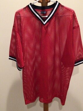 Men's Red Mesh V-Neck Sports Shirt - Bignd size XL